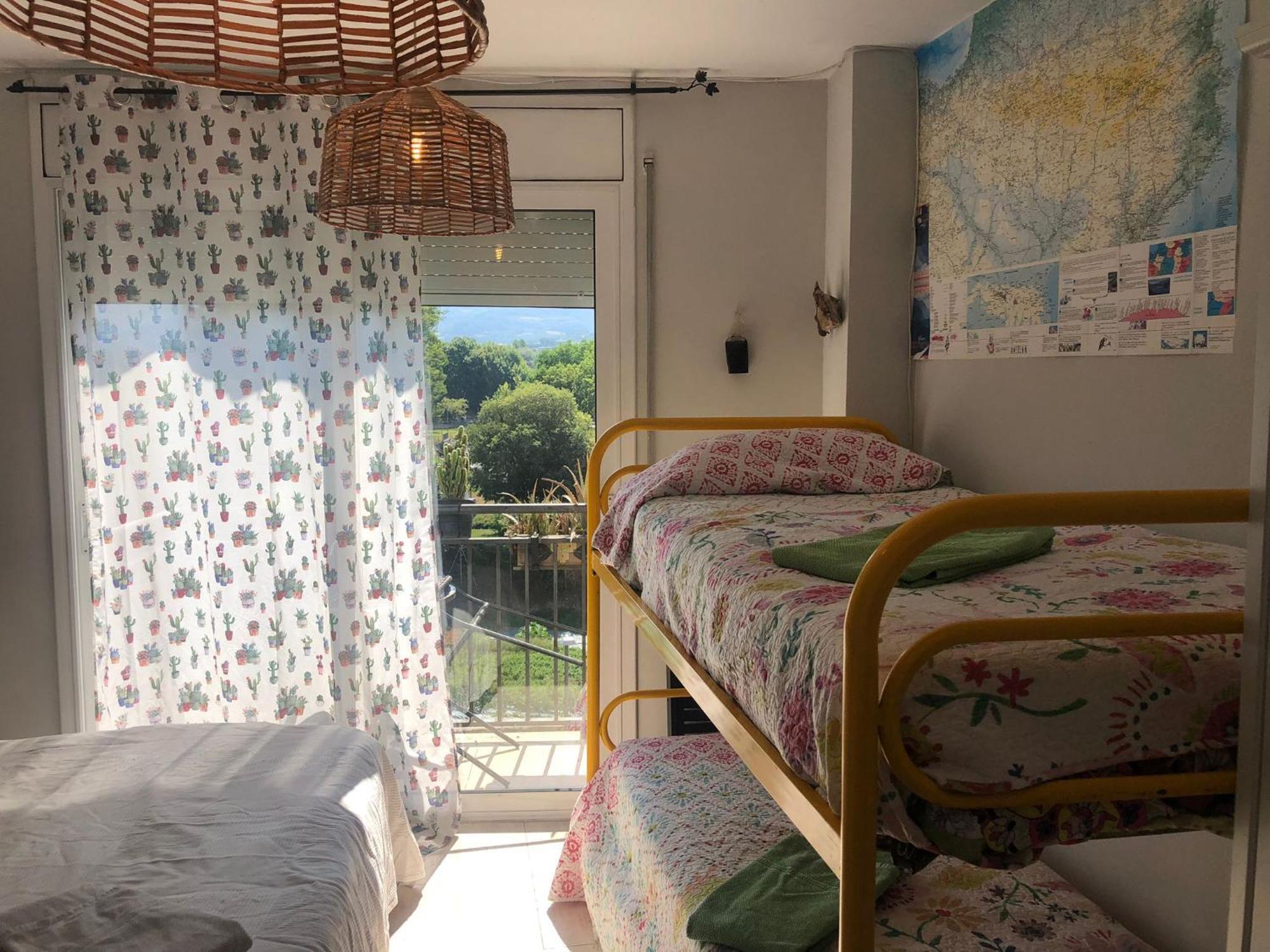 Casa Catharina Bed & Breakfast La Seu d'Urgell Exterior photo