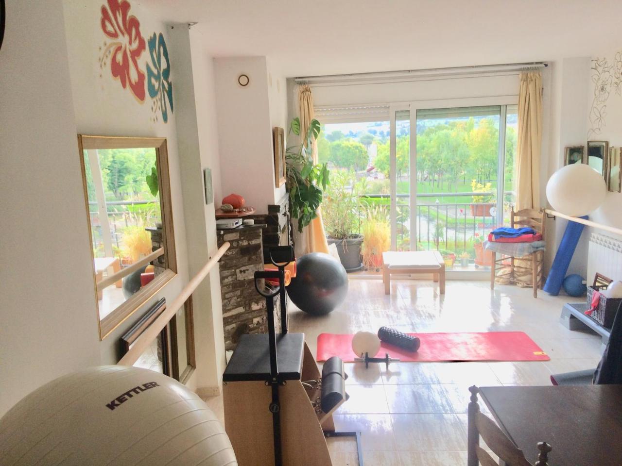 Casa Catharina Bed & Breakfast La Seu d'Urgell Exterior photo